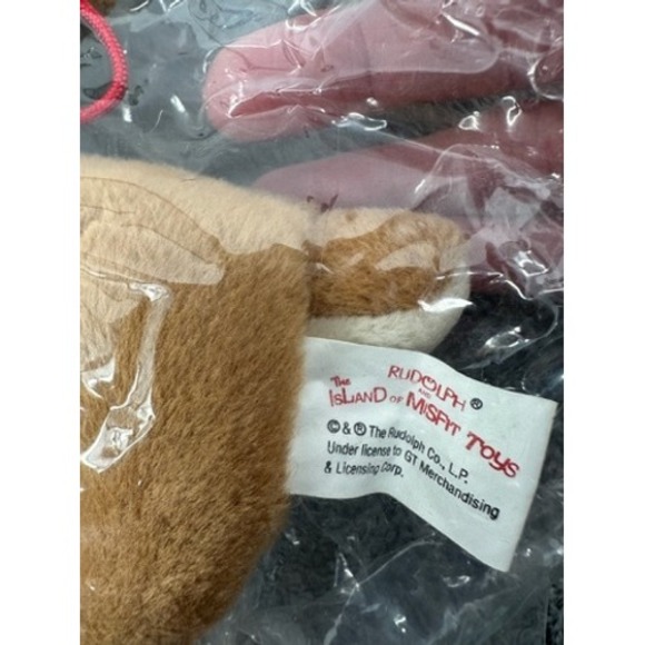 Rudolph The Red Nosed Reindeer Island of Misfit Toys Plush Ornament New‎ - Picture 5 of 6